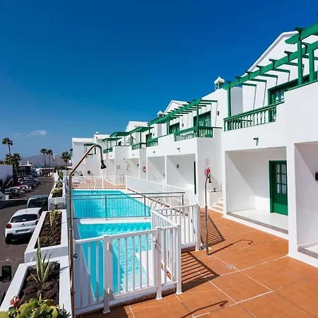 Lima With Aircon * Puerto del Carmen (Lanzarote)